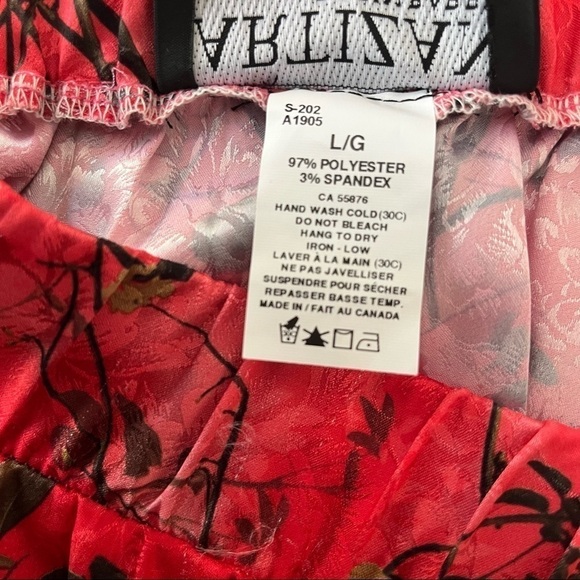 ARTIZAN by Robin Barre maxi skirt, pleated floral print Made in Canada. Large - Picture 6 of 9